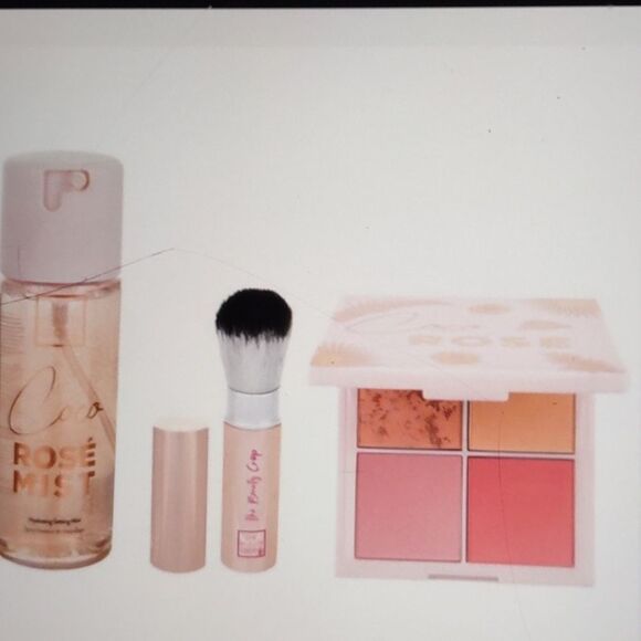 New THE BEAUTY CROP YES WAY ROSÉ SET - Picture 5 of 6